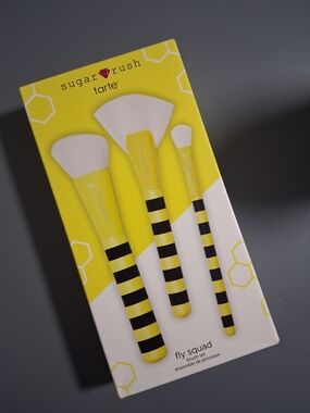 tarte Yellow & Black Stripe Sugar Rush Fly Squad Makeup Brush Set